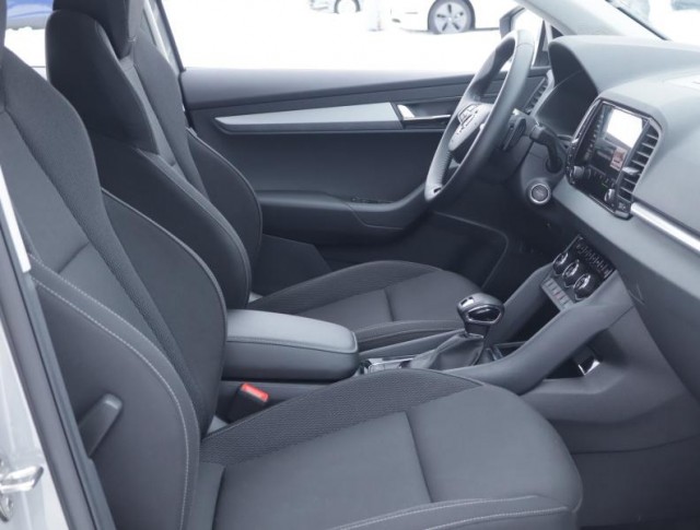 Škoda Karoq  1.5 TSI Fresh