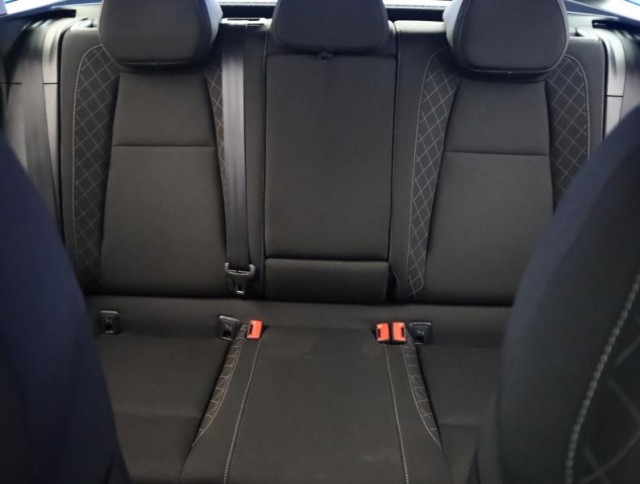 Škoda Karoq  1.6 TDI Ambition