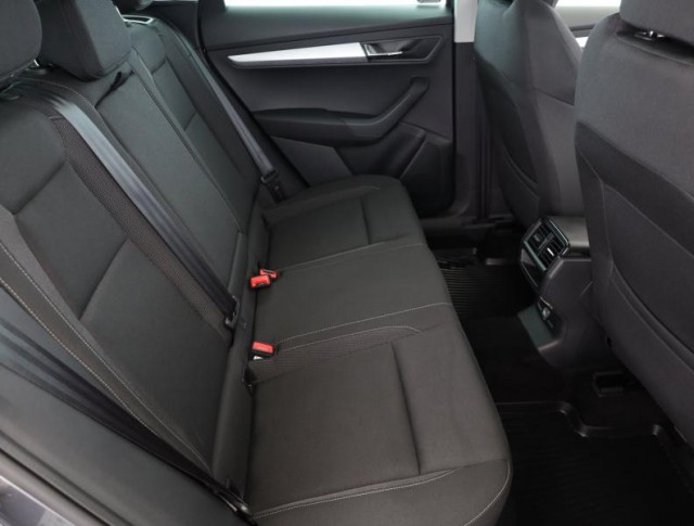 Škoda Karoq  1.5 TSI Fresh