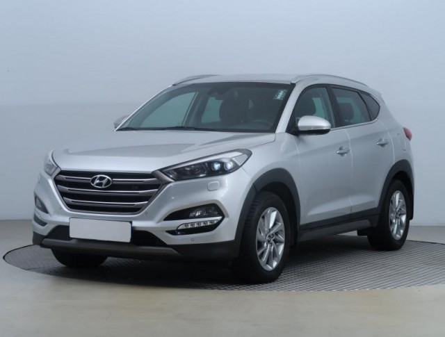 Hyundai Tucson  2.0 CRDi 