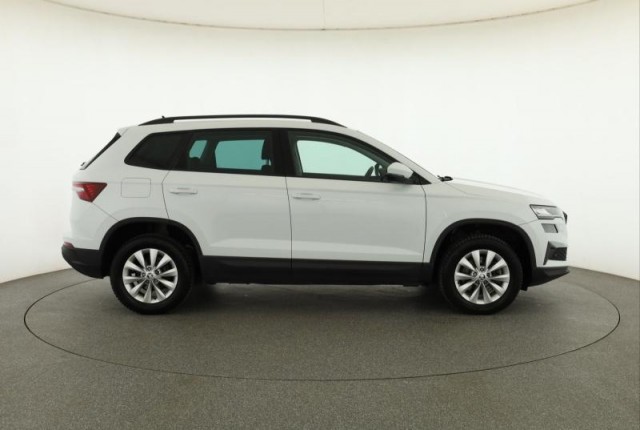 Škoda Karoq  1.5 TSI Fresh