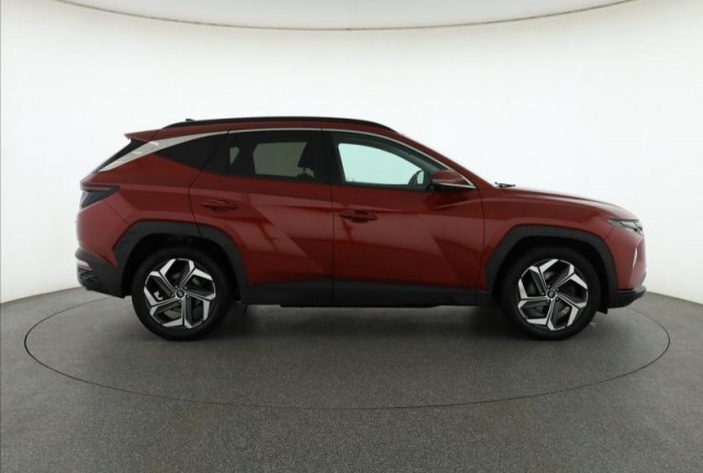Hyundai Tucson  1.6 T-GDI 48V MHEV 