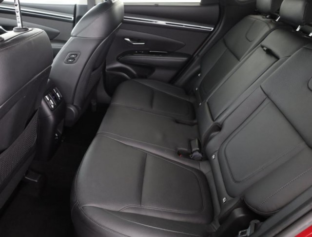 Hyundai Tucson  1.6 T-GDI 48V MHEV 