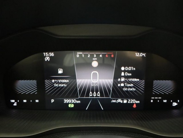 Škoda Karoq  1.5 TSI Fresh