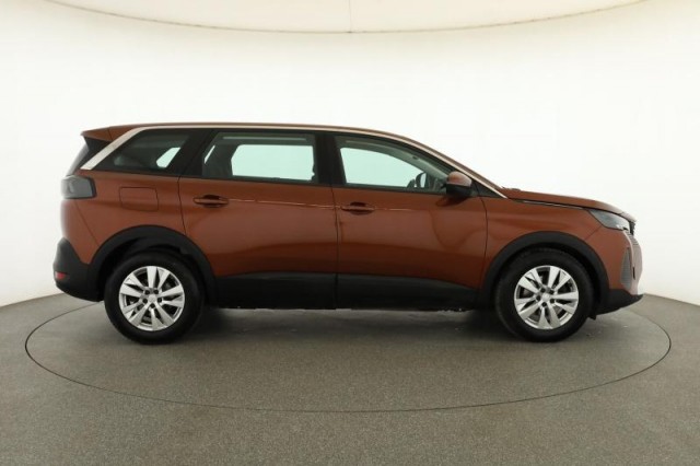 Peugeot 5008  PureTech 130 