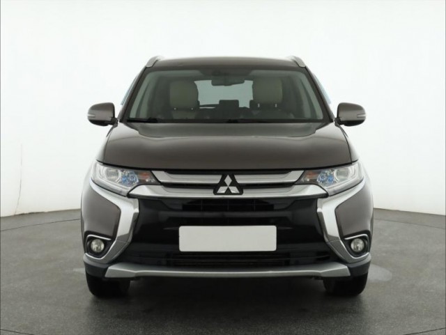 Mitsubishi Outlander  2.2 DI-D 