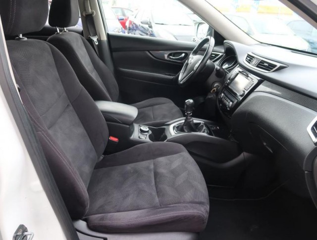 Nissan X-Trail  1.6 dCi 