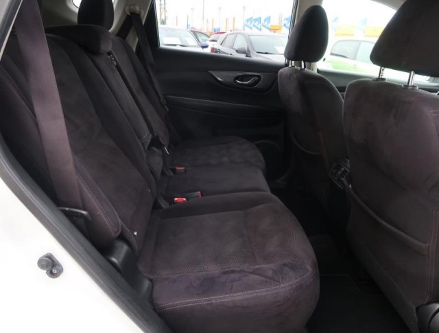 Nissan X-Trail  1.6 dCi 