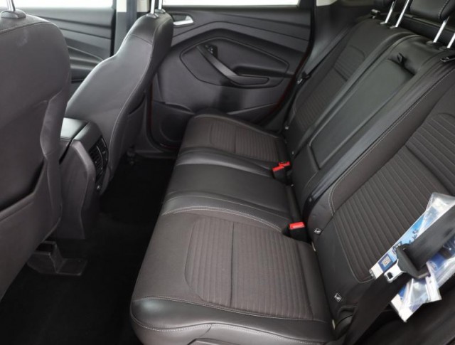 Ford Kuga  1.5 EcoBoost Titanium