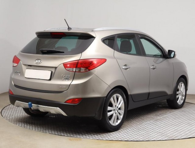 Hyundai ix35  2.0 CRDi 
