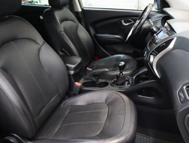 Hyundai ix35  2.0 CRDi 