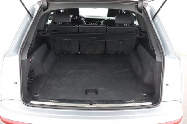 Audi Q7  50 TDI S-line