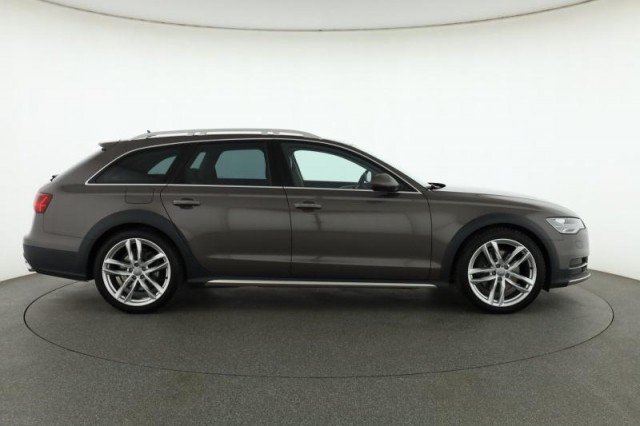 Audi A6 Allroad  3.0 TDI 