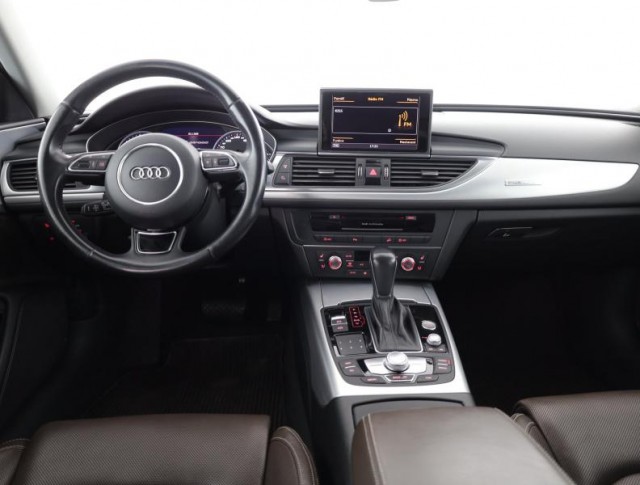 Audi A6 Allroad  3.0 TDI 