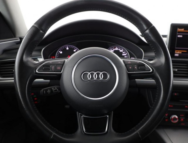 Audi A6 Allroad  3.0 TDI 