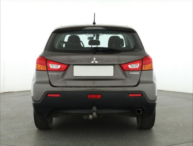 Mitsubishi ASX  1.8 DI-D MIVEC 