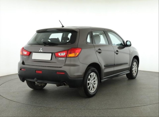 Mitsubishi ASX  1.8 DI-D MIVEC 