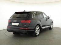 Audi Q7  3.0 TDI S-Line