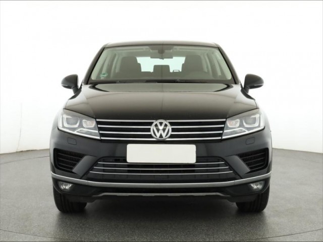 Volkswagen Touareg  3.0 TDI 