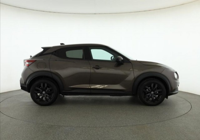 Nissan Juke  1.0 DIG-T 