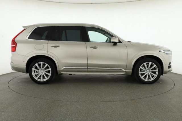 Volvo XC90  D5 AWD 