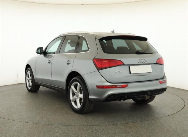 Audi Q5  2.0 TDI 