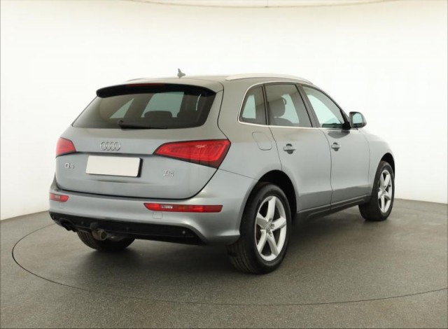 Audi Q5  2.0 TDI 