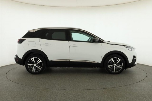 Peugeot 3008  1.2 PureTech 