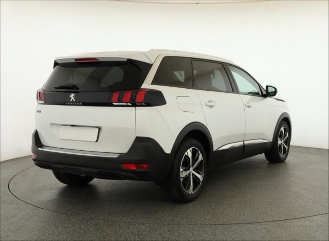 Peugeot 5008  1.6 BlueHDi 