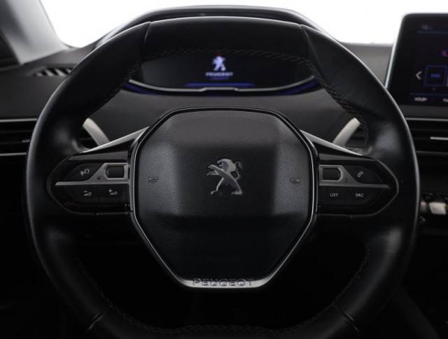 Peugeot 3008  1.2 PureTech 