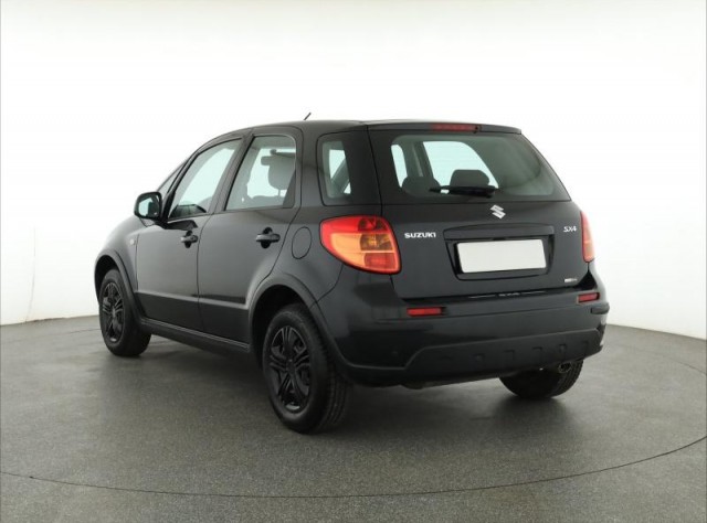Suzuki SX4  1.5 i 