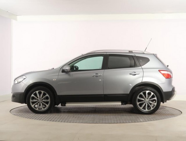Nissan Qashqai  2.0 dCi 