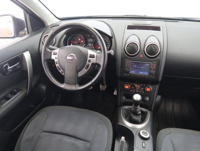 Nissan Qashqai  2.0 dCi 