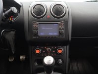 Nissan Qashqai  2.0 dCi 