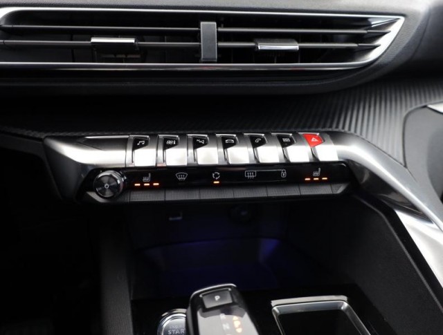 Peugeot 5008  PureTech 130 