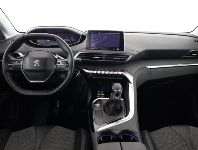 Peugeot 5008  2.0 BlueHDi 