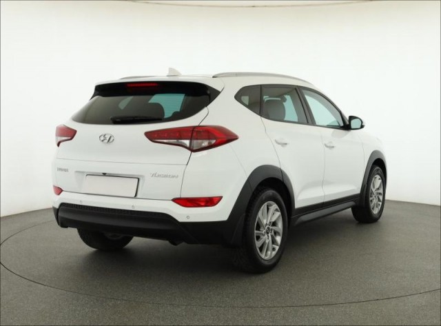 Hyundai Tucson  1.7 CRDi 