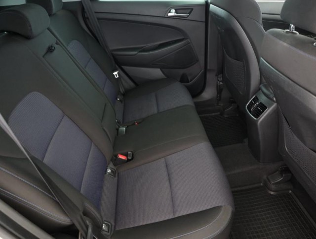 Hyundai Tucson  1.7 CRDi 