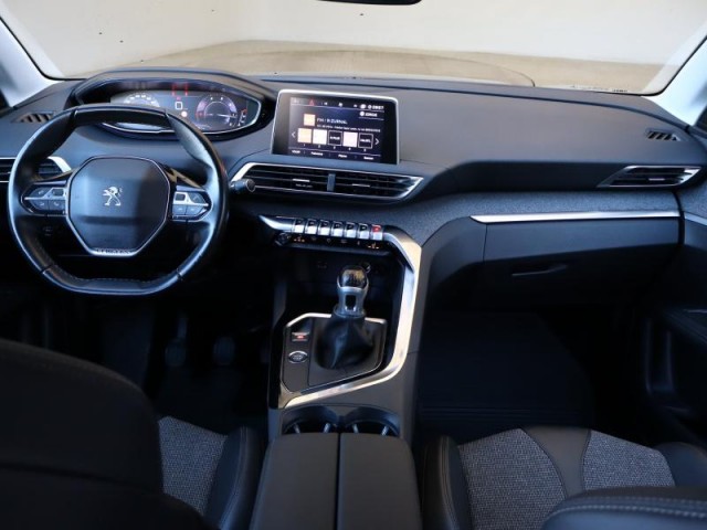 Peugeot 3008  1.5 BlueHDi Allure