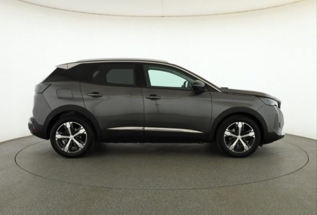 Peugeot 3008  1.2 PureTech Allure