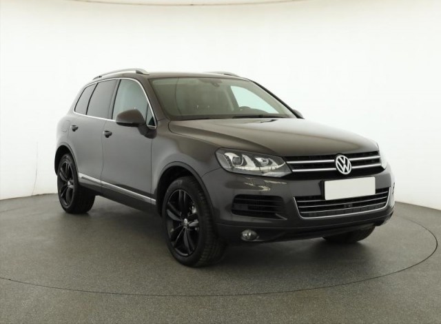 Volkswagen Touareg  3.0 TDI 