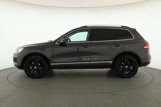 Volkswagen Touareg  3.0 TDI 