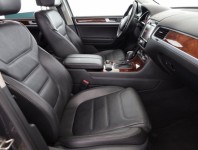 Volkswagen Touareg  3.0 TDI 
