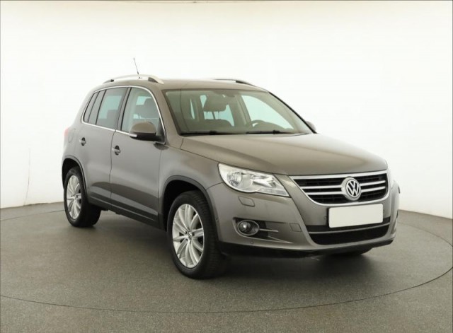 Volkswagen Tiguan  2.0 TDI 