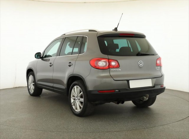 Volkswagen Tiguan  2.0 TDI 