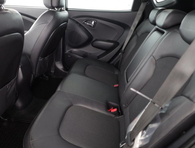 Hyundai ix35  1.6 GDI 