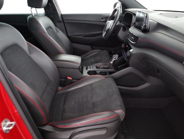 Hyundai Tucson  2.0 CRDi N-Line