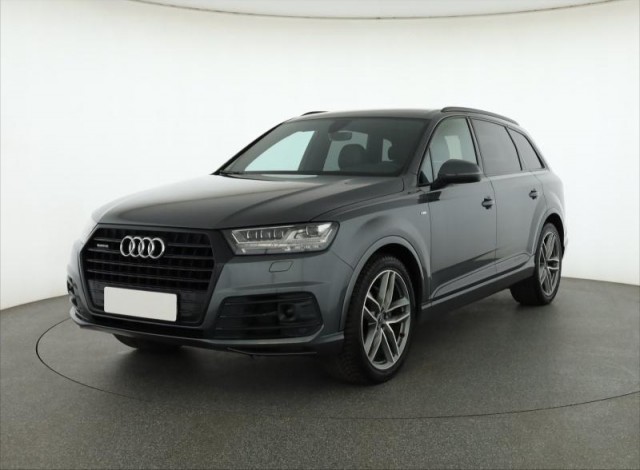 Audi Q7  50 TDI S-Line