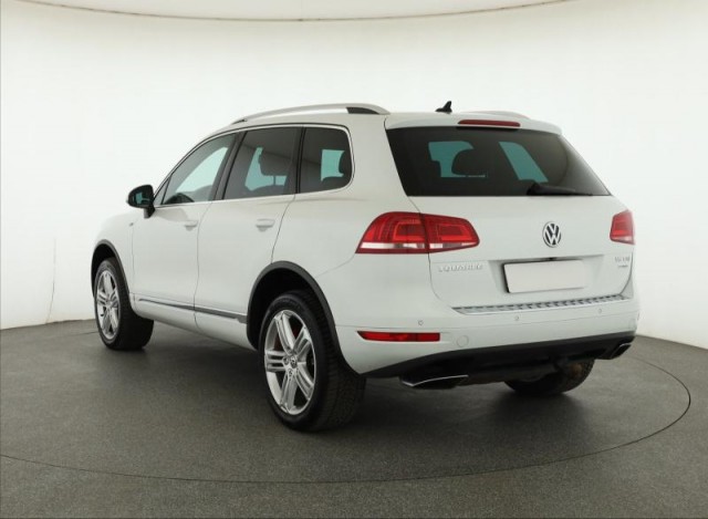 Volkswagen Touareg  3.0 TDI R-Line
