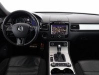 Volkswagen Touareg  3.0 TDI R-Line